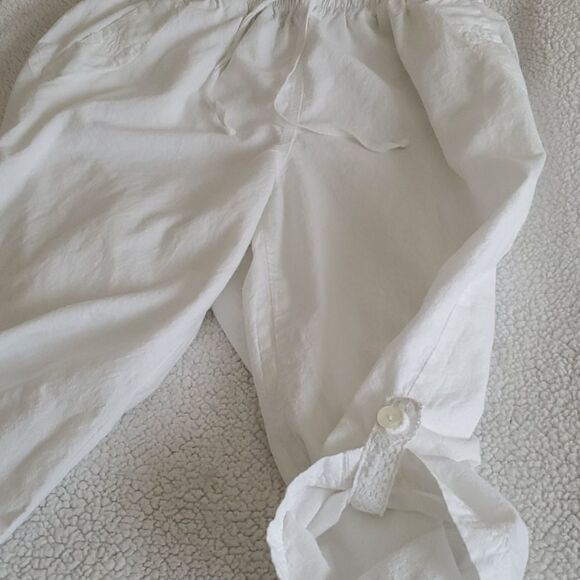 C.B. Casual Women's capris pants - Picture 6 of 9